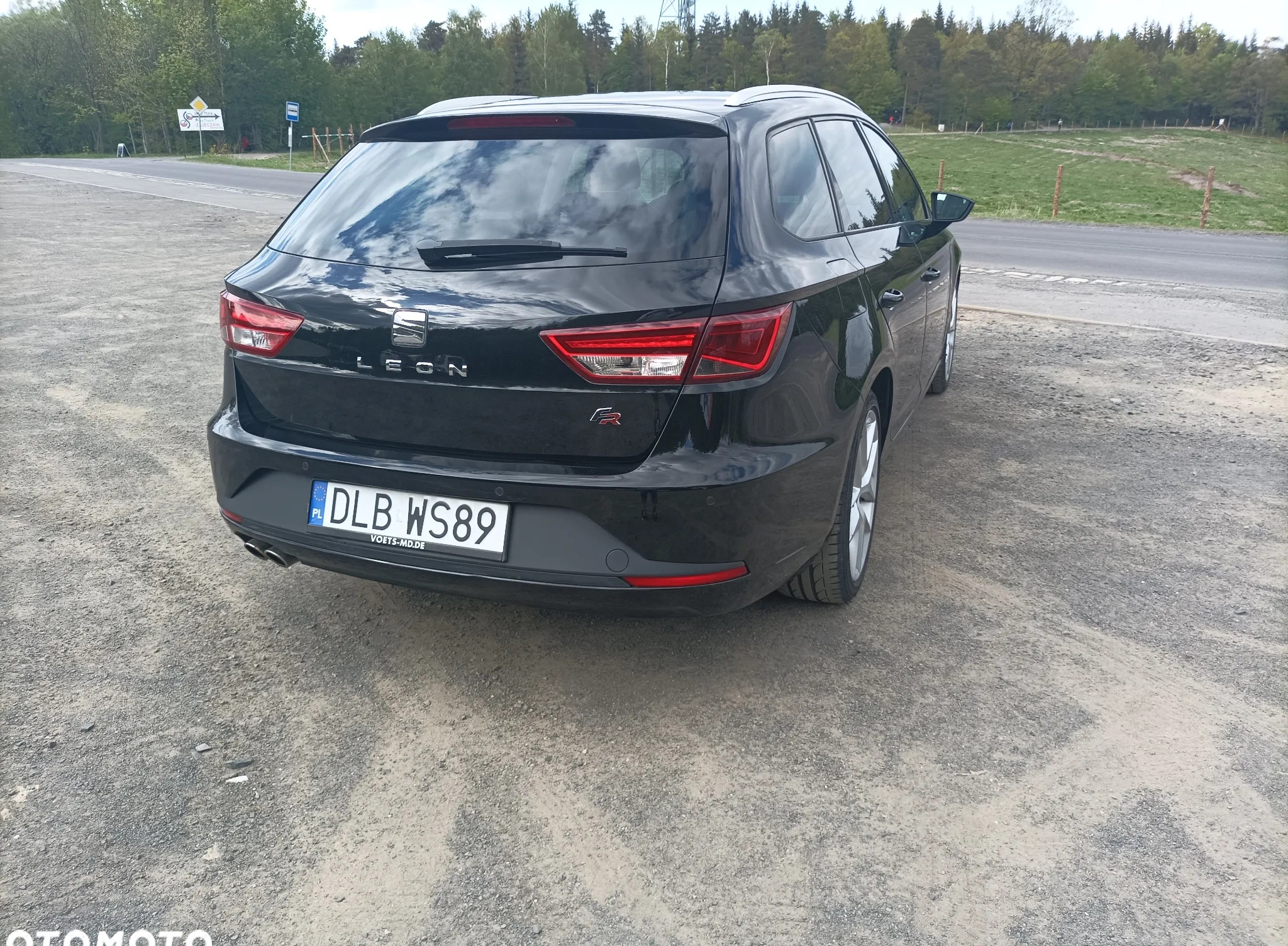 Seat Leon cena 58900 przebieg: 111100, rok produkcji 2016 z Drohiczyn małe 326